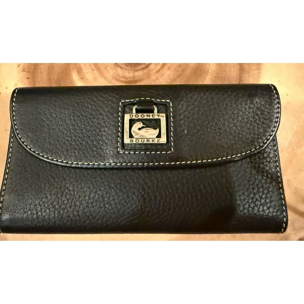 Dooney‎ & Bourke Dillen Double Pocket Black Pebbled Leather Hobo Bag & Wallet